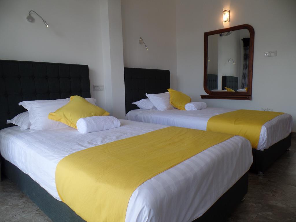 Kandyan Bluestar Villa Номер фото